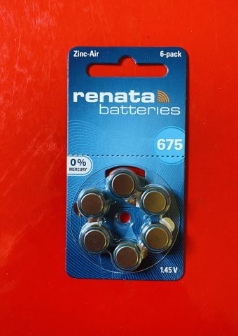 Pin máy trợ thính 675 PR44 RENATA vỉ 6 viên màu xanh